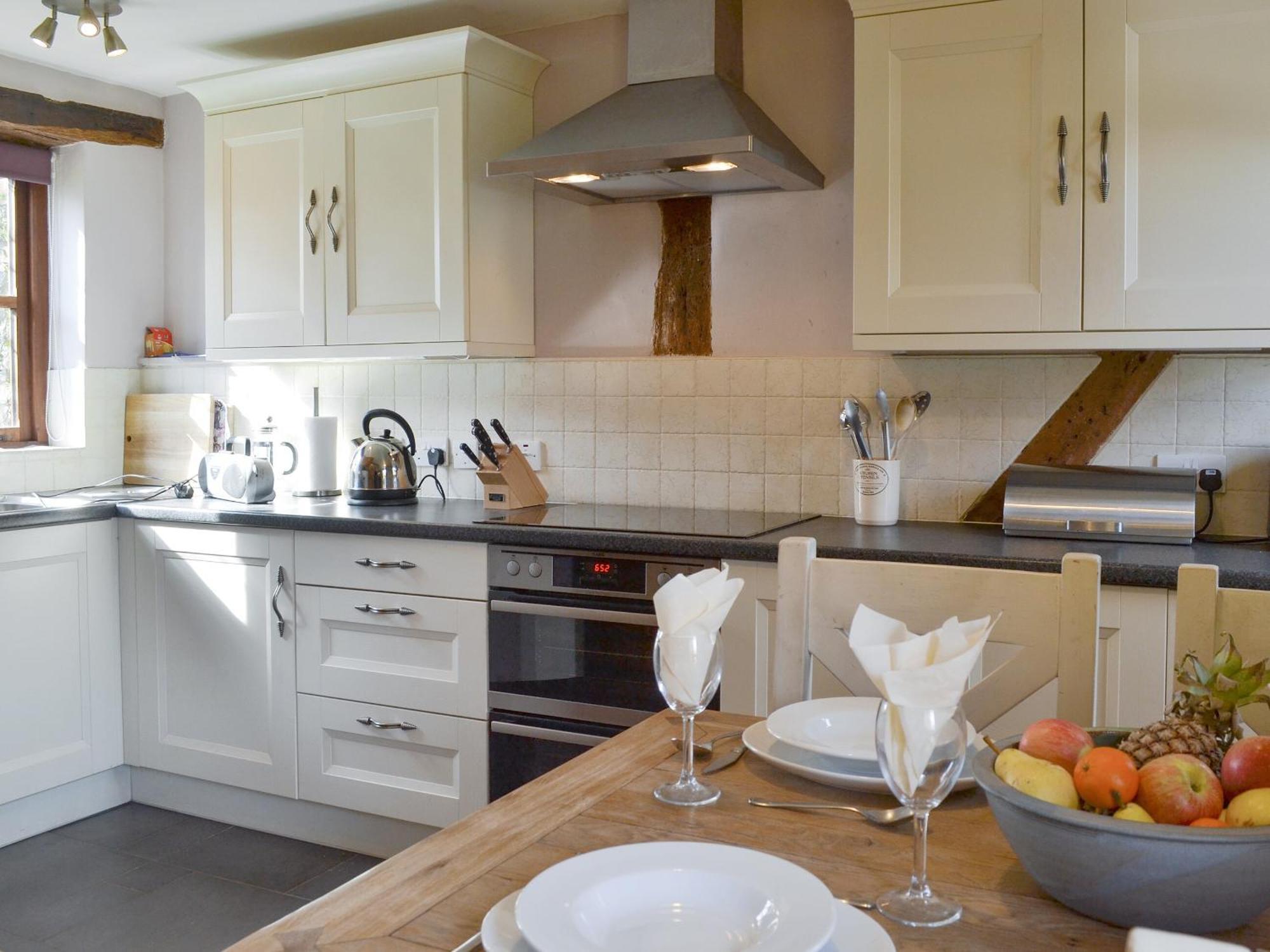Stocks Tree Cottage Preston Wynne Bagian luar foto
